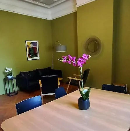 Guest house Histoire De Loire - La Toue