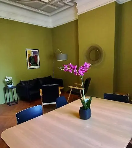 Guest house Histoire De Loire - La Toue